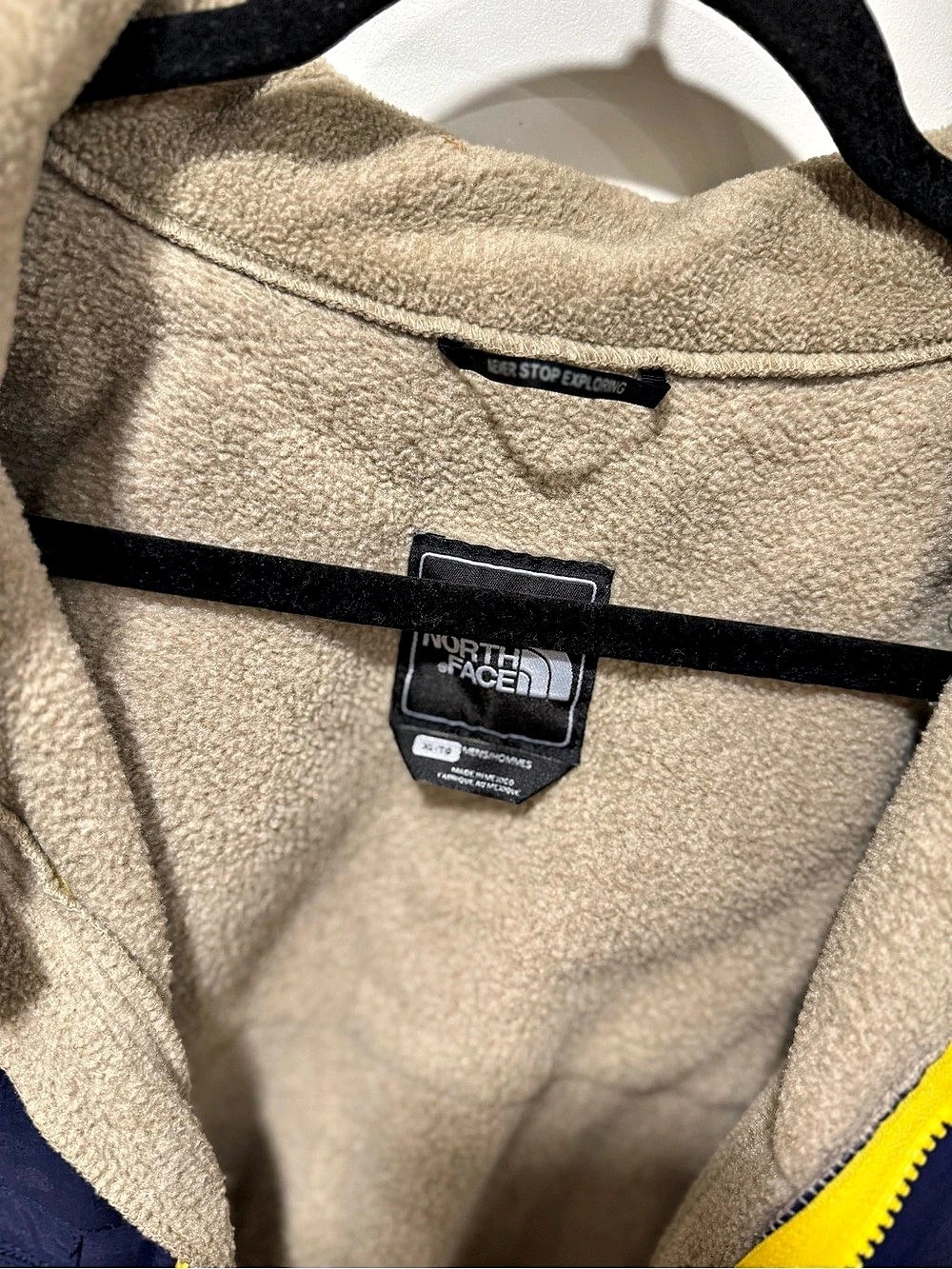 The North Face Denali Jacket - Picture 2 of 8